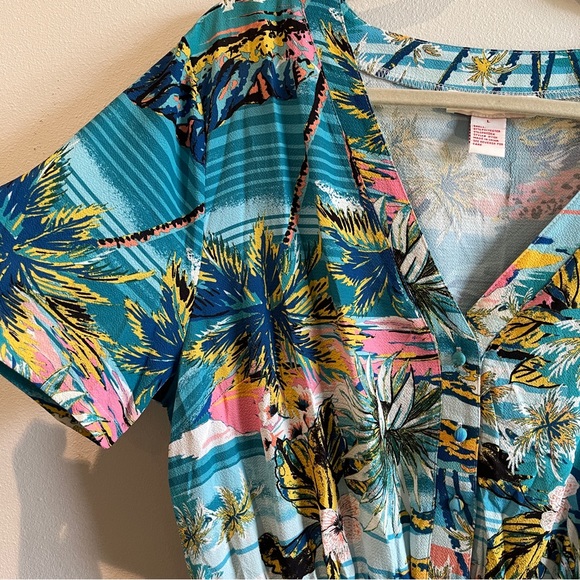 Flying Tomato Palm tree beachy romper size L - Picture 4 of 10